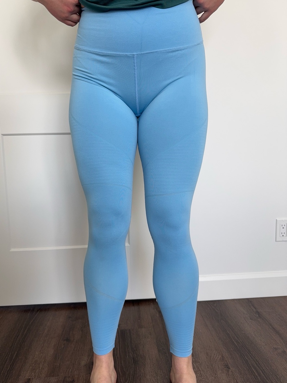 Alphalete Light Blue High-Waist Leggings